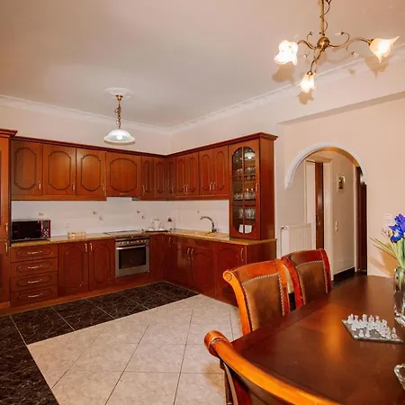 Oasis דירה